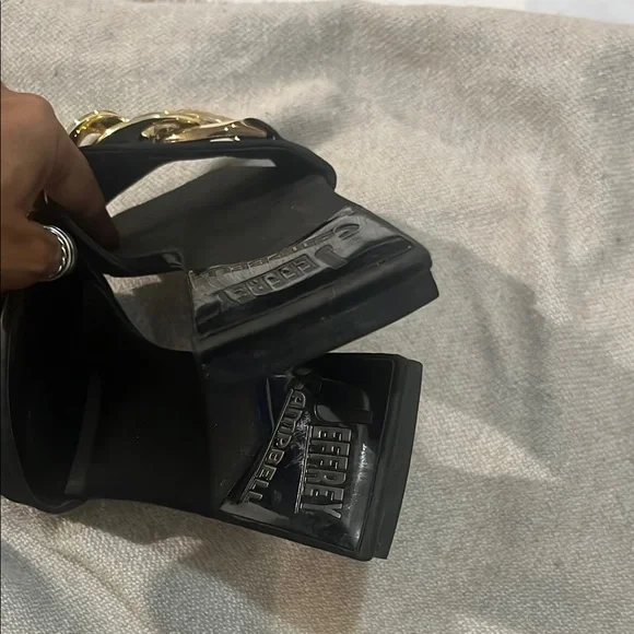 Jeffrey Campbell Black and Gold Sandals with Elegant Design size 10 square heel - Picture 8 of 8